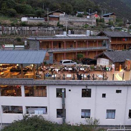 Tiger Leaping Gorge Tea Horse Gasthaus Shangri-La Exteriör bild